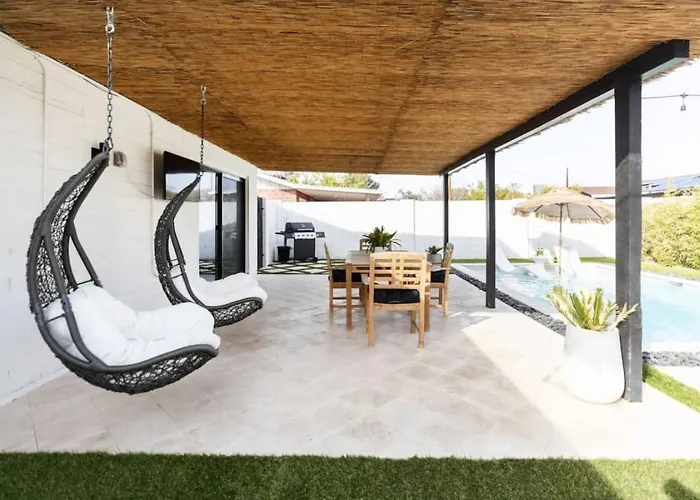 3 Bedrooms Firepit Pool Chess